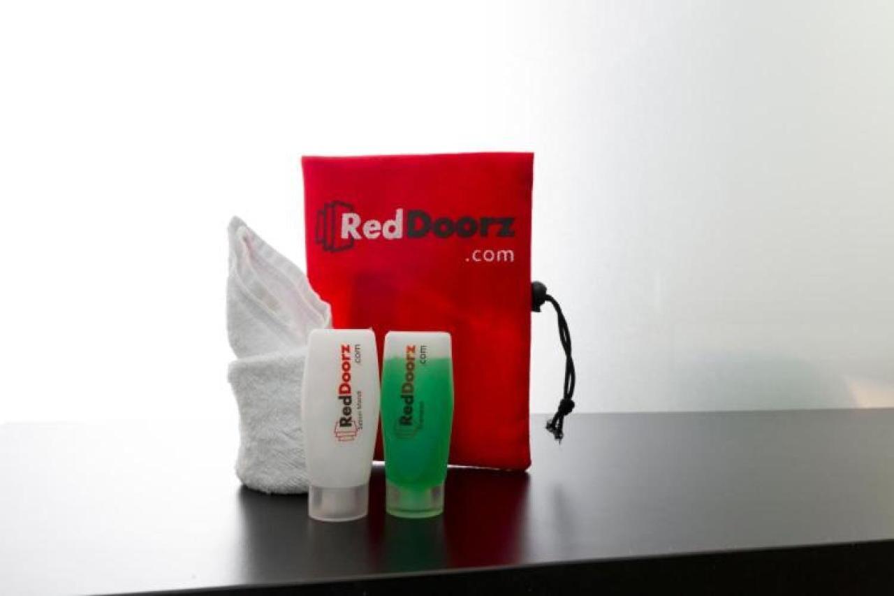 Reddoorz Near Tarumanagara University Yakarta Exterior foto